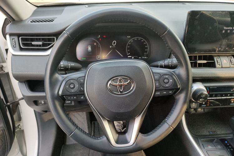 Used Toyota Wildlander 2023 Dual-Motor 2.5L E-CVT Four-Wheel Drive Prestige Edition
