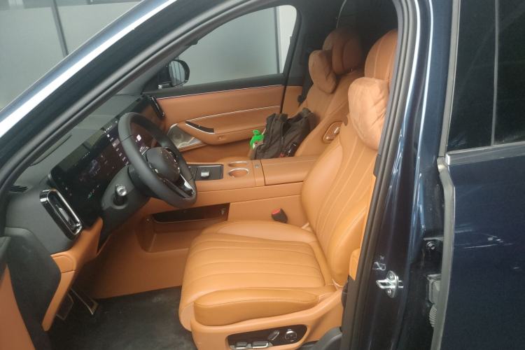 Used Hima AITO M8 2025 Extended-Range Max+ Version 53.4 kWh 5-Seater Edition
