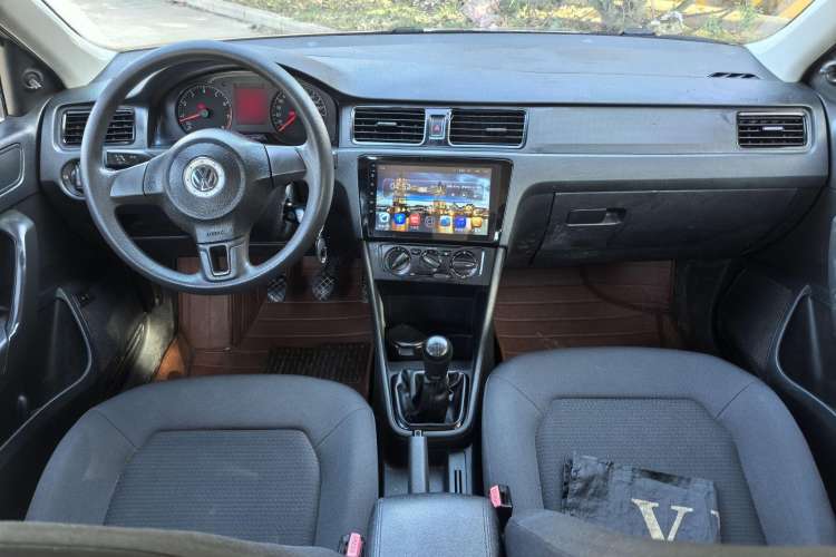 Used Volkswagen Santana 2015 1.4L Manual Fashion Edition Interior 1