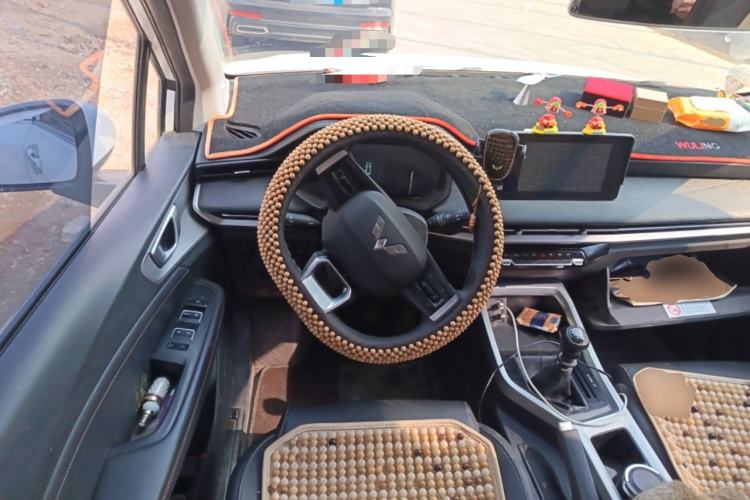 Used Wuling Jiachen 2022 1.5T Manual Light Enjoyment Dynamic Version
