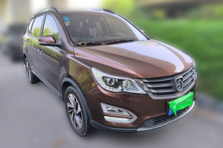 Used Baojun 560 2016 1.5T Manual Luxury Model
