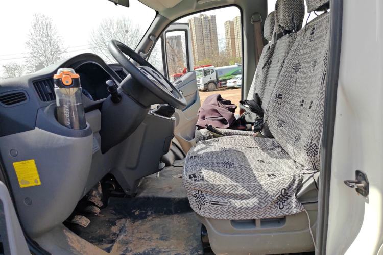 Used Foton Toano 2017 2.5T Restyled E Commercial Version Short Wheelbase 4J25TC3 Left Front Seat