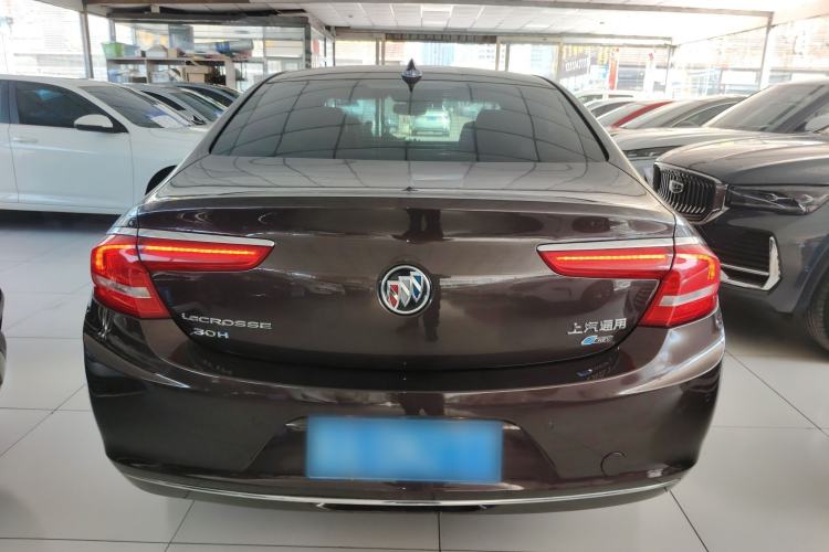 Used Buick LaCrosse 2016 30H Luxury Version Rear