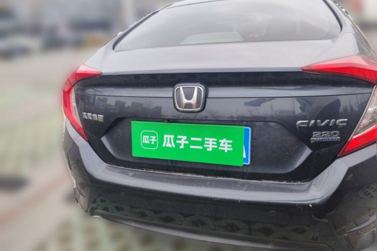 Used Honda Civic 2016 220TURBO CVT Luxury Edition
