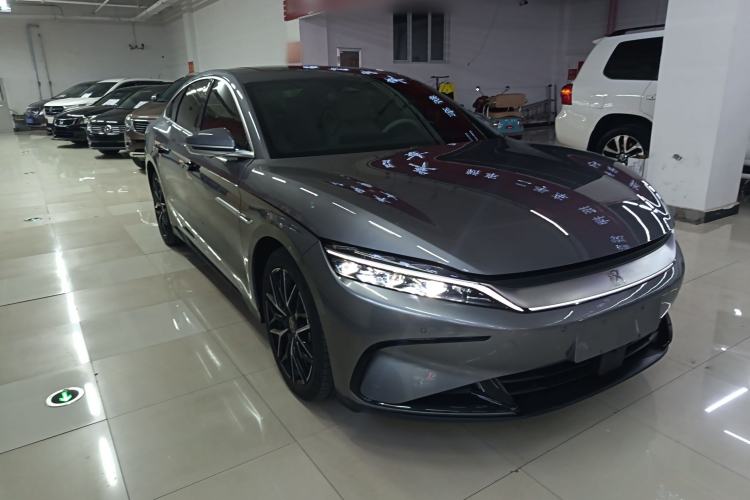 Used BYD Han 2025 DM-i 125KM Prestige Model Front Right 45 Deg