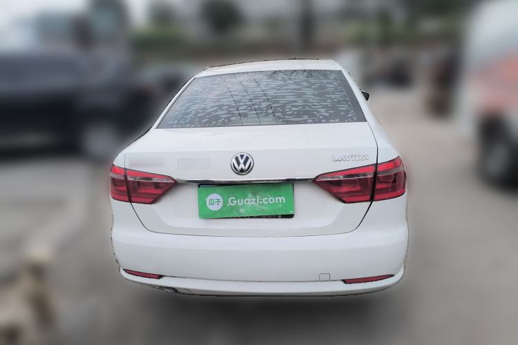 Used Volkswagen Lavida 2017 1.6L Manual Fashion Edition