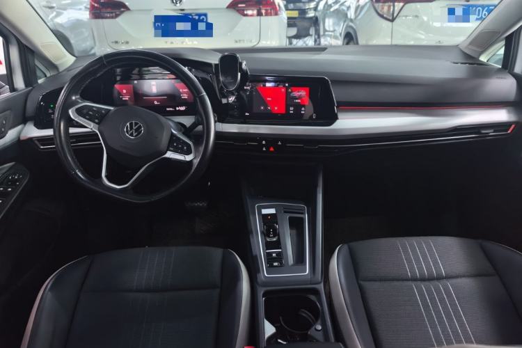 Used Volkswagen Golf 2021 280TSI DSG Pro Interior 3