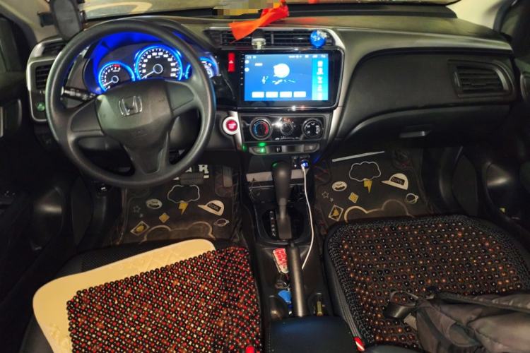 Used Honda City 2017 1.5L CVT Elite Edition Center Console