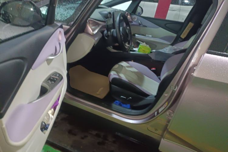 Used BYD Dolphin 2021 405 km Fashion Edition