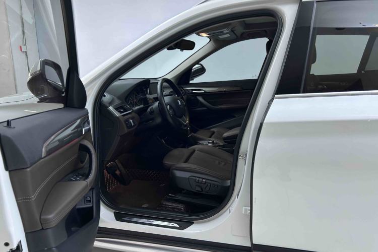 Used BMW X1 2018 xDrive20Li Luxury Edition

