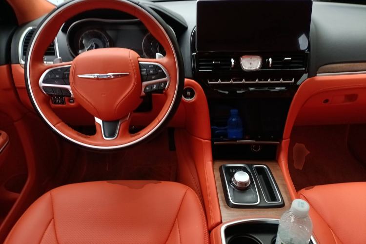 Used Chrysler 300C 2016 3.0L Supreme Edition