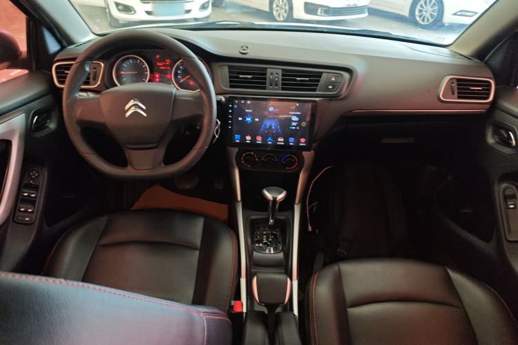Used Citroen C3-XR 2018 1.6L Automatic Fashion Model Center Console