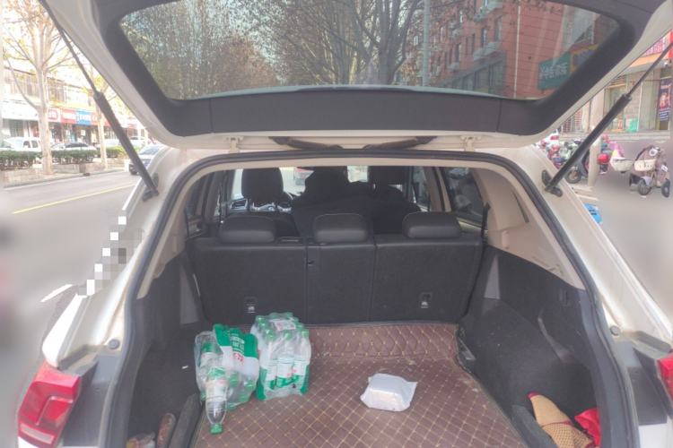 Used Volkswagen Tiguan L 2018 330TSI Automatic Two-Wheel Drive Comfort Edition Trunk