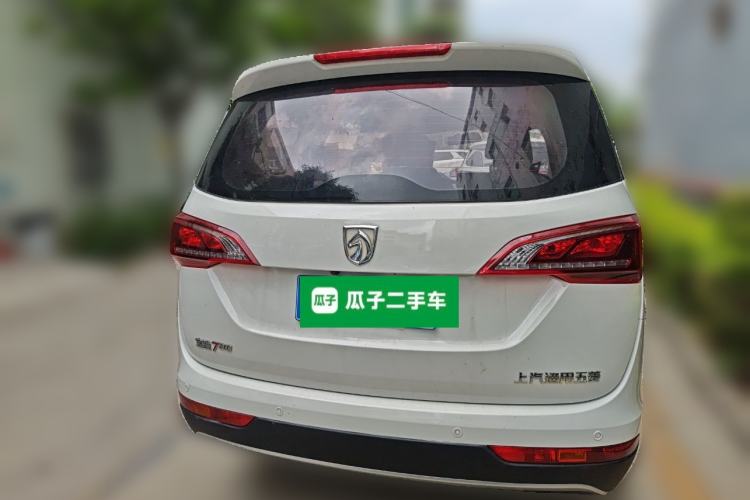 Used Baojun 730 2021 1.5L Manual Fashion Version 7 Seats Rear