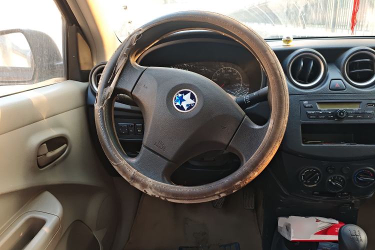 Used Venucia R30 2014 1.2L Manual Enjoyment Edition