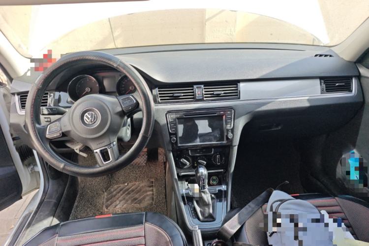 Used Volkswagen Bora 2015 Value Edition 1.6L Automatic Comfort Version