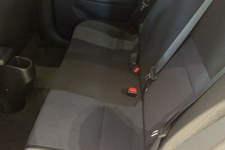 Used Toyota YARiS L Zhi Xiang 2017 1.5E Manual Charm Edition Interior 1