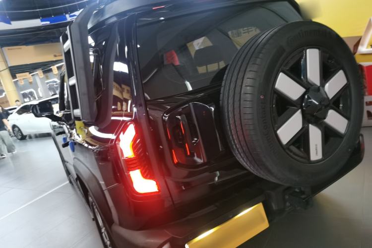 Used Deepal G318 2024 Four-Wheel-Drive Air Suspension Model
