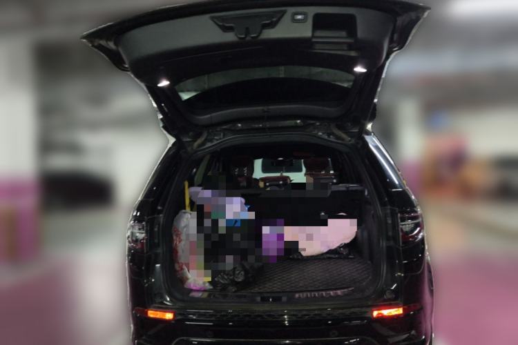 Used Land Rover Discovery Sport 2021 249 PS R-Dynamic SE Performance Tech Edition 5 Seats Trunk