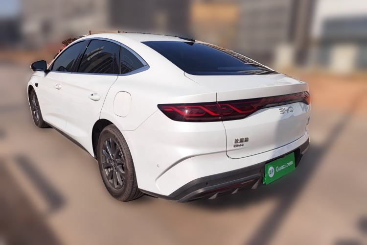 Used BYD Qin L 2025 DM-i Smart Drive 80KM Leading Model
