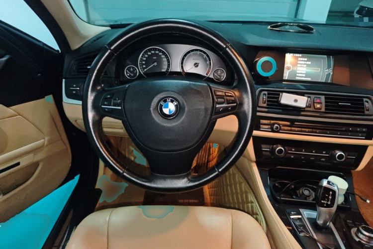 Used BMW 5 Series 2013 520Li Elegant Edition Steering Wheel