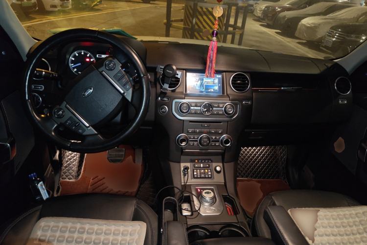 Used Land Rover Discovery 2016 3.0 SC Obsidian Black Heritage Edition HSE