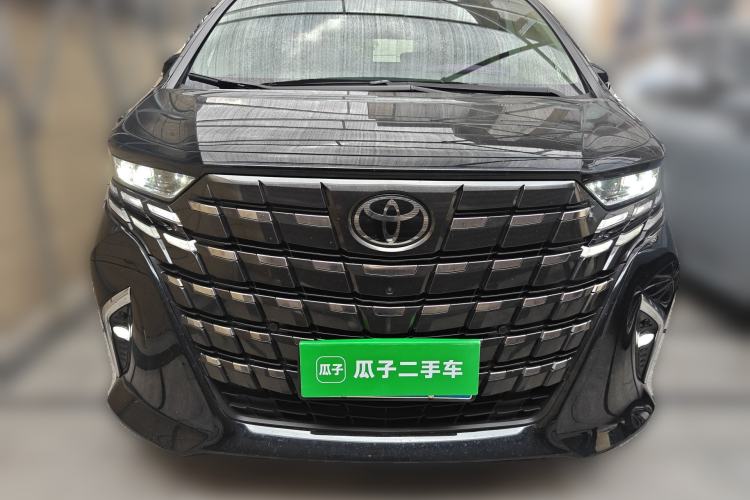 Used Toyota Alphard 2024 Dual-Engine 2.5L Deluxe Edition
