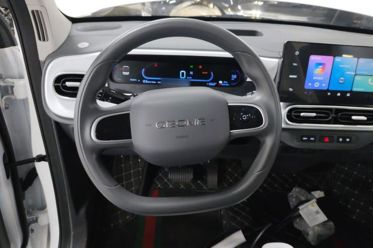 Used Geely Galaxy Panda 2025 210 km – Yuanqi Bear