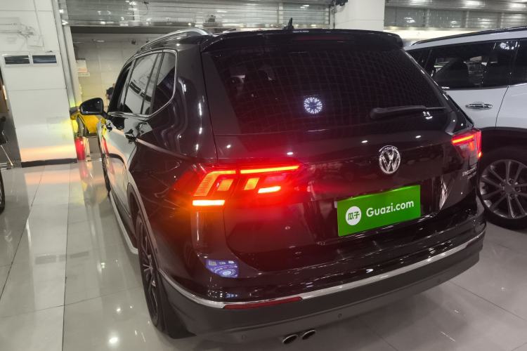 Used Volkswagen Tiguan L 2019 330TSI Automatic Two-Wheel Drive Smart Luxury Version China V Emission Standard
