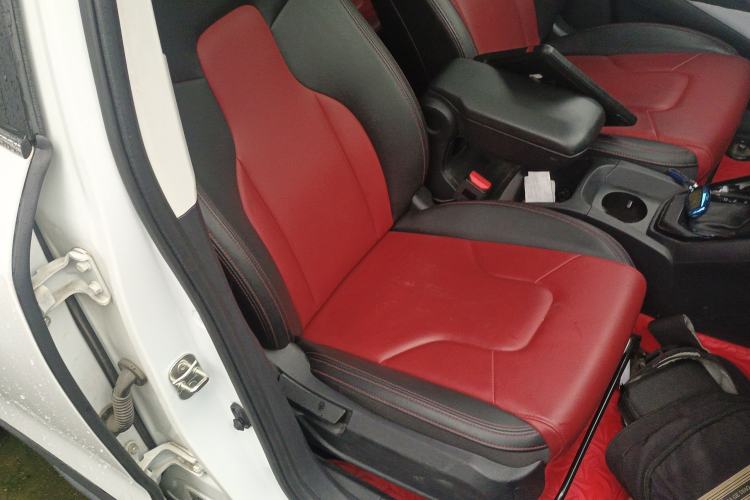 Used Haval H2s 2018 Red-Label 1.5T Dual-Clutch Fashion Edition Right Front Seat