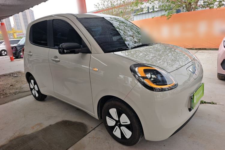 Used Wuling Hongguang MINIEV 2025 Four-Door Version Advanced Edition Front Right 45 Deg