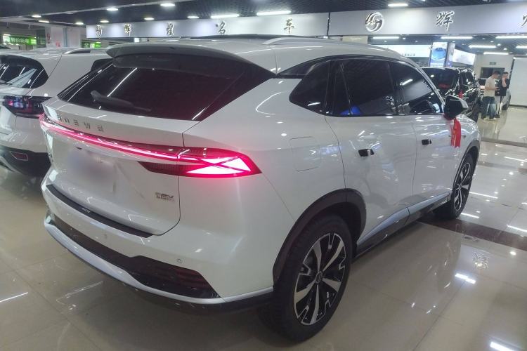 Used Roewe D5X DMH 2024 135 Tech Edition
