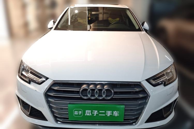 Used Audi A4L 2019 40 TFSI Fashion Edition China VI Emission Standard Front