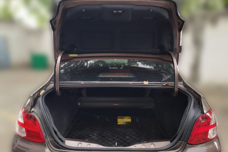 Used Peugeot 301 2014 1.6L Manual Comfort Edition