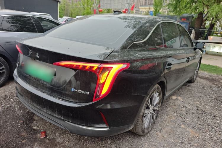 Used Hongqi E-QM5 2022 431 km Charge & Enjoy Edition