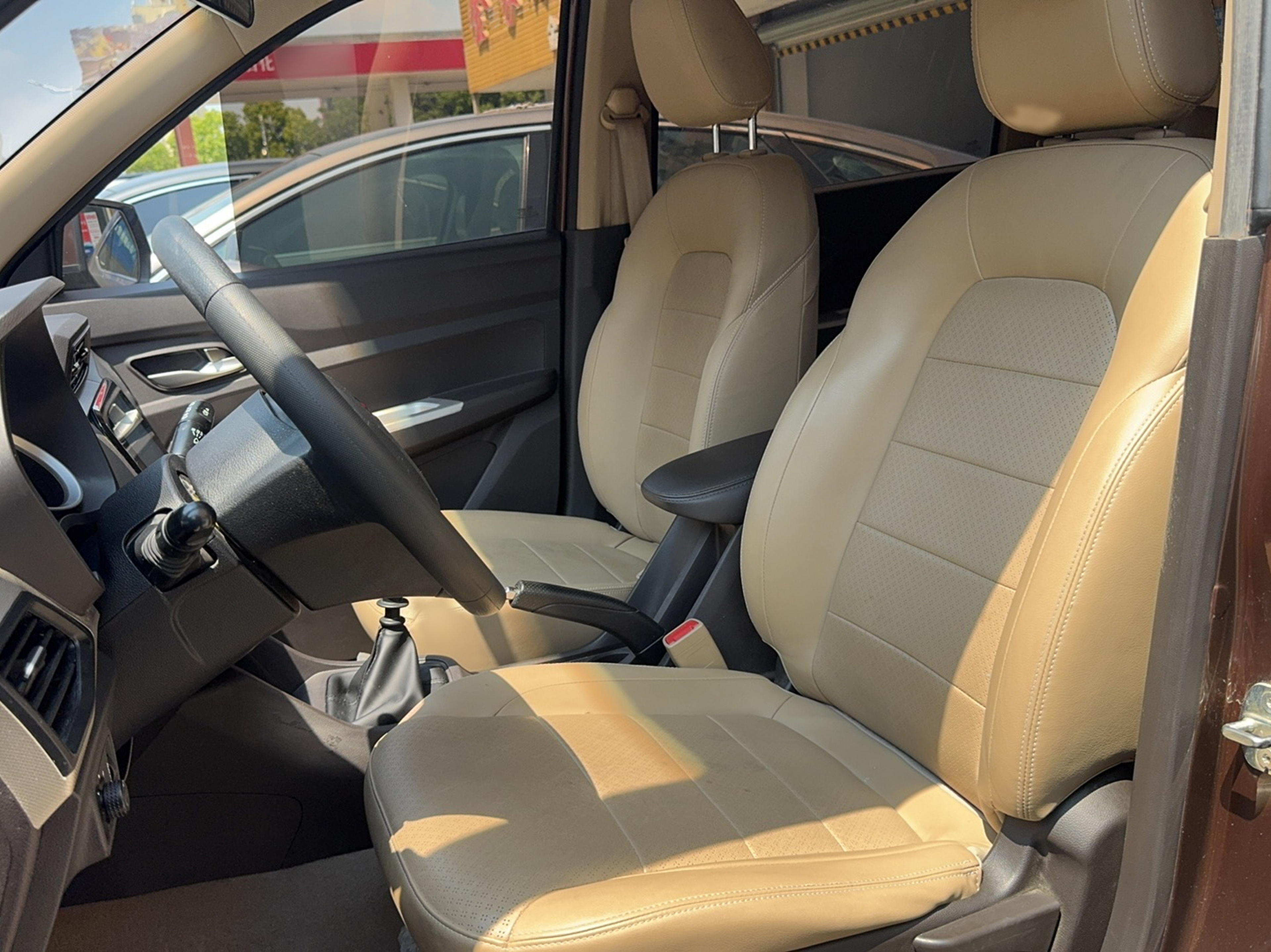 Interior delantero