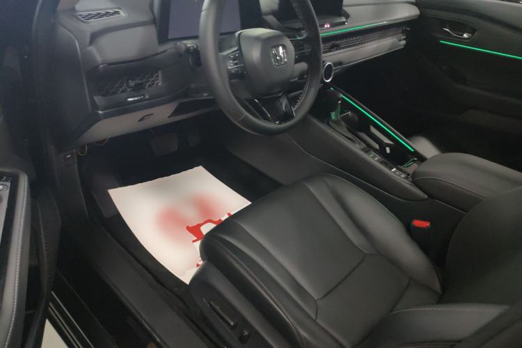 Used Honda Accord 2025 260TURBO Luxury Edition Driver Seat