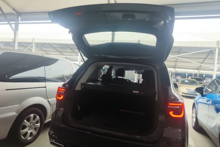 Used Roewe RX5 2025 PLUS 330TGI Automatic Trendsetting Smart Edition Trunk