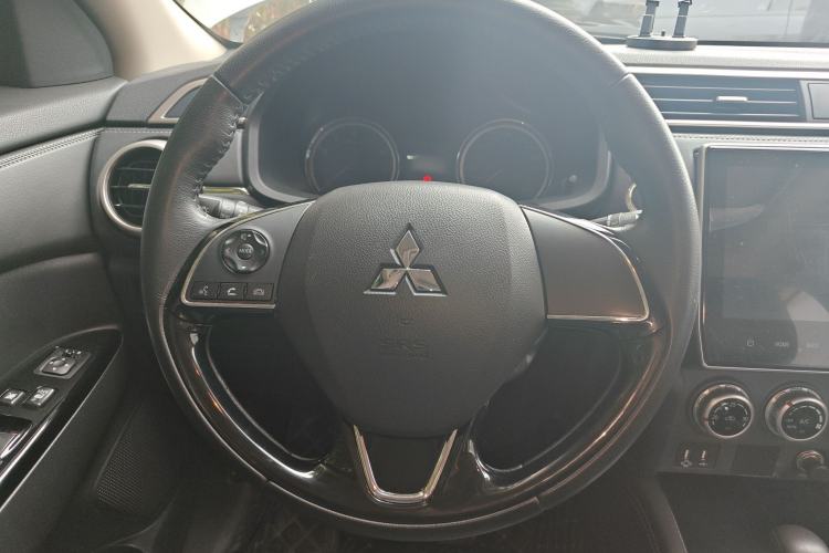 Used Mitsubishi ASX 2020 2.0L CVT Smart Edition
