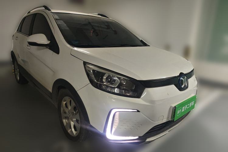 Used BAIC New Energy EC5 2019 New Style Edition Front Right 45 Deg