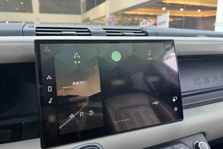 Used Land Rover Defender 2021 110 P400 X-DYNAMIC HSE Interior 3