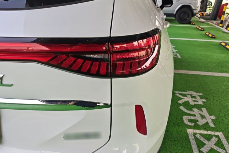 Used Haval H6 2024 1.5T Two-Wheel-Drive Classic Edition
