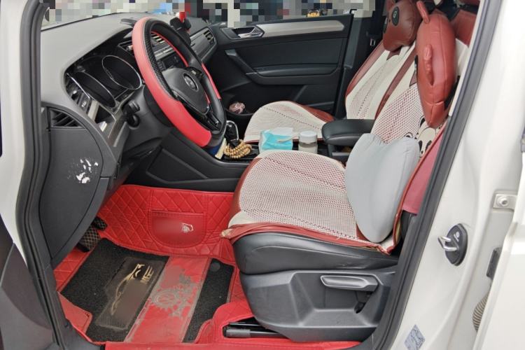 Used Volkswagen Touran 2018 Volkswagen Touran L 280TSI DSG Comfort Edition 7 Seats China V Emission Standard Left Front Seat