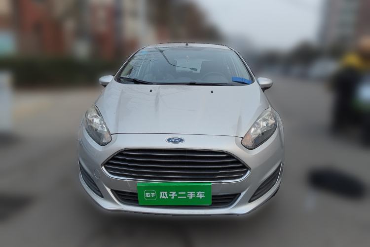 Used Ford Fiesta 2013 Hatchback 1.5L Manual Fashion Edition
