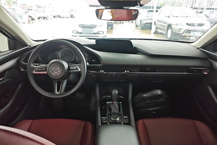 Used Mazda 3 Axela 2025 Model, 2.0L Automatic, Quality Excellence Edition