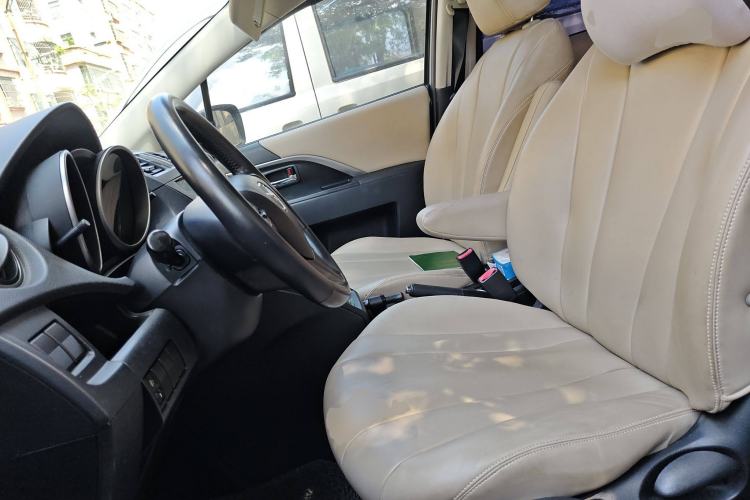 Used Mazda 5 2011 2.0L Automatic Comfort Edition