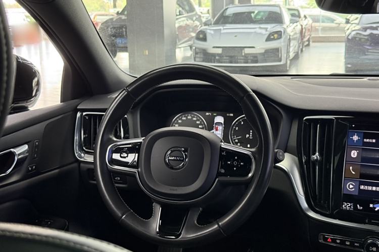 Used Volvo V60 2021 B5 Zhiyuan Sport Edition