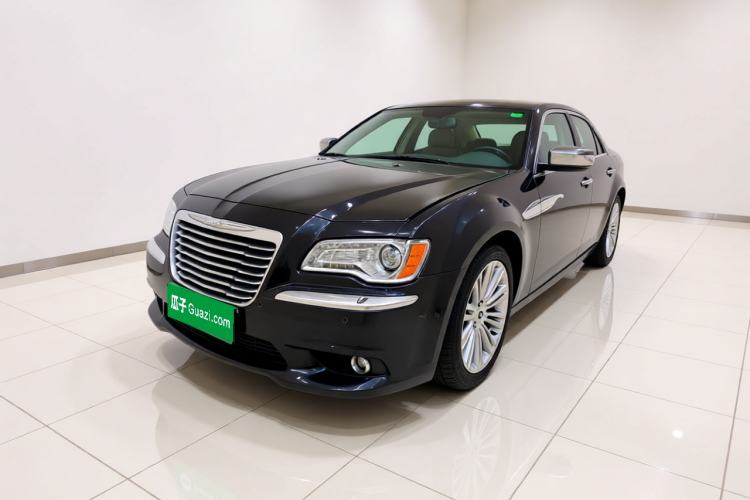 Used Chrysler 300C 2014 3.0L Excellence Edition Guazi used car, China used car export, Used car for sale, Used  cars, Cheapest cars for sale