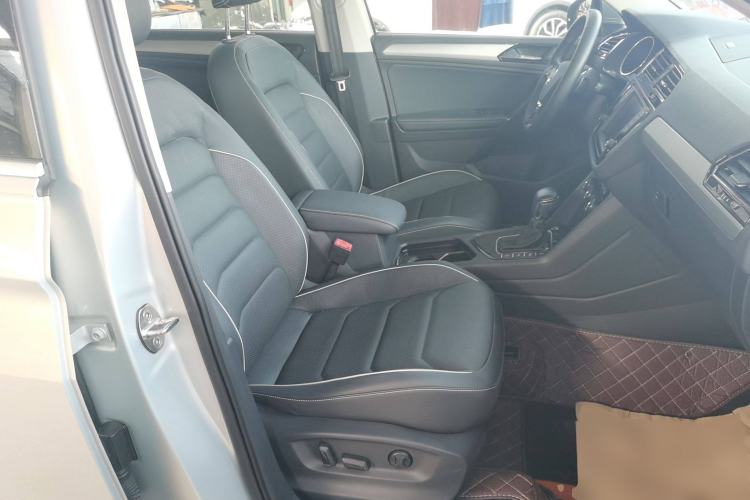 Used Volkswagen Tiguan L 2017 330TSI Automatic Two-Wheel Drive Flagship Edition