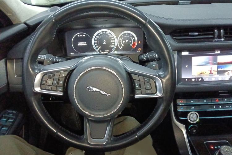 Used Jaguar XFL 2018 XFL 2.0T 250 PS Premium Edition